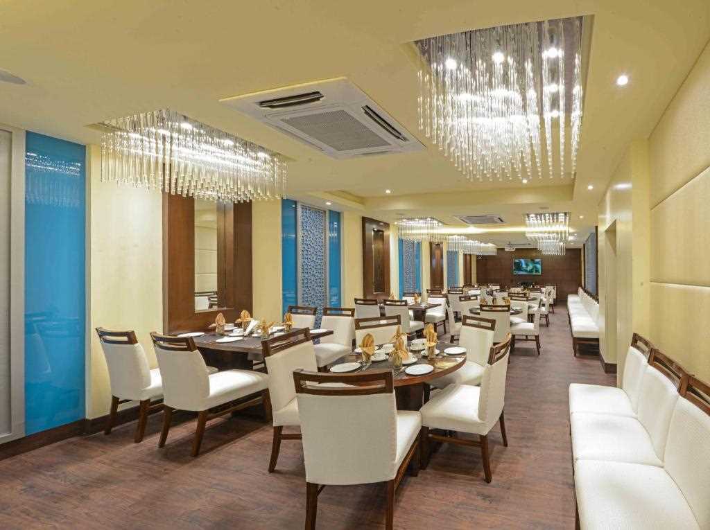 Omni Plaza